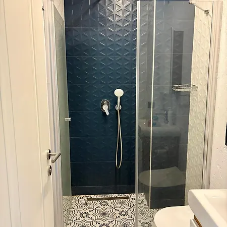 Aksoy Tas Ev Hotell *