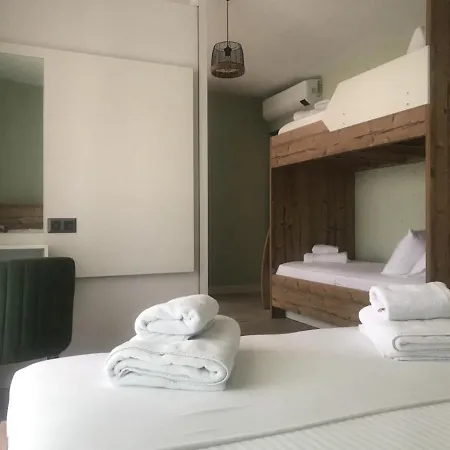 Aksoy Tas Ev 호텔 *